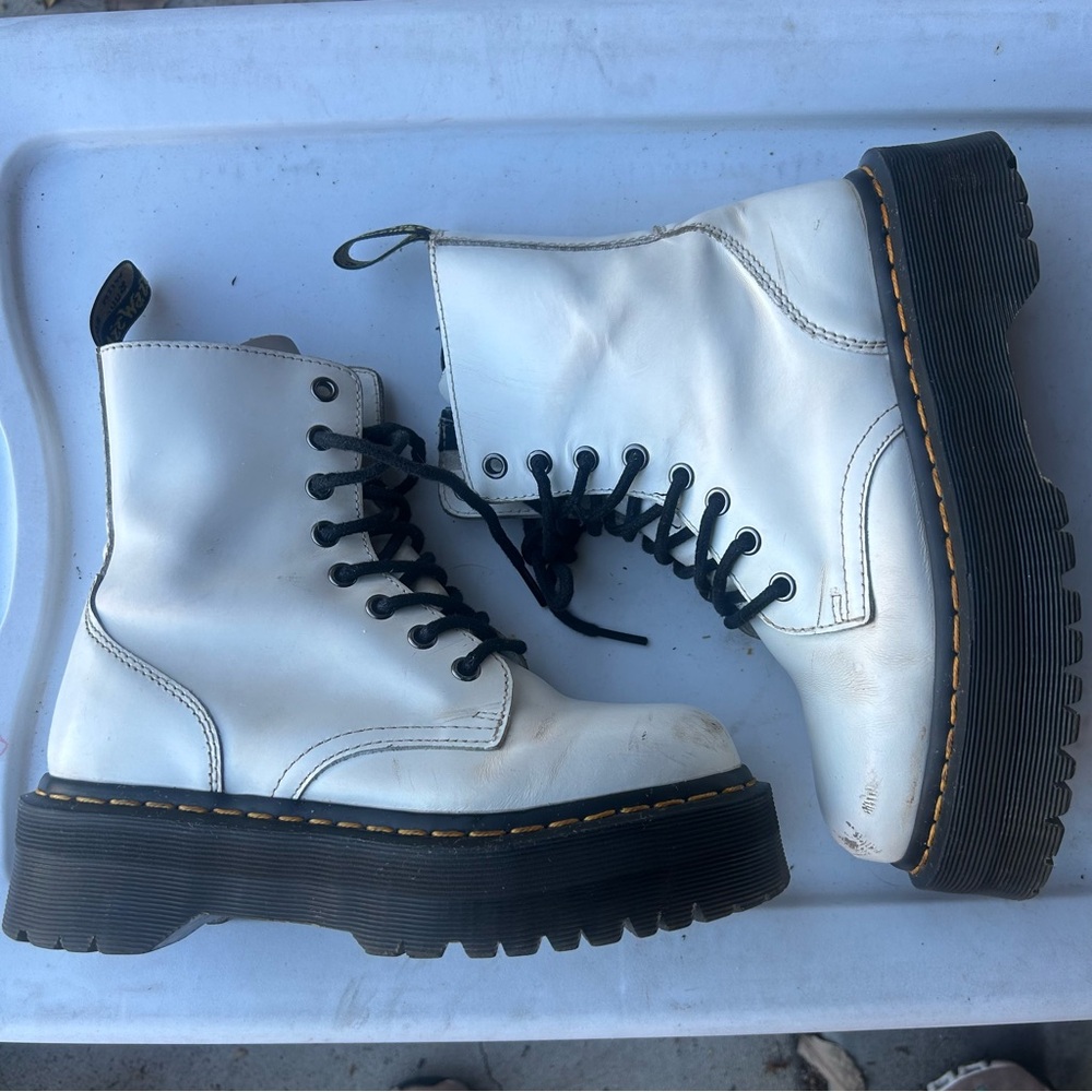 Dr. Martens Jadon smooth‎ leather White Combat platform Boots